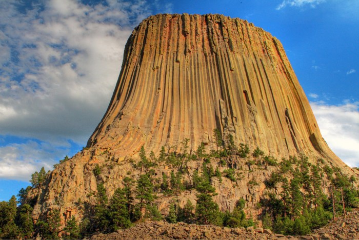 Utah rock formation famous vibrates heartbeat rate same earth castle valley castleton tower